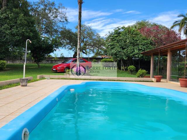 Venda em Jardim Camargo (Canguera) - São Roque