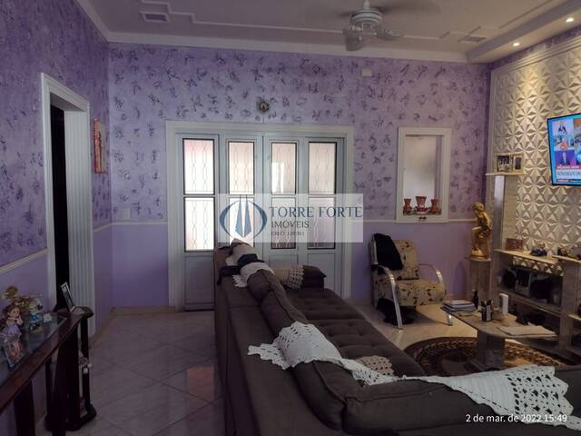 #8896 - Casa para Venda em Pirassununga - SP - 2