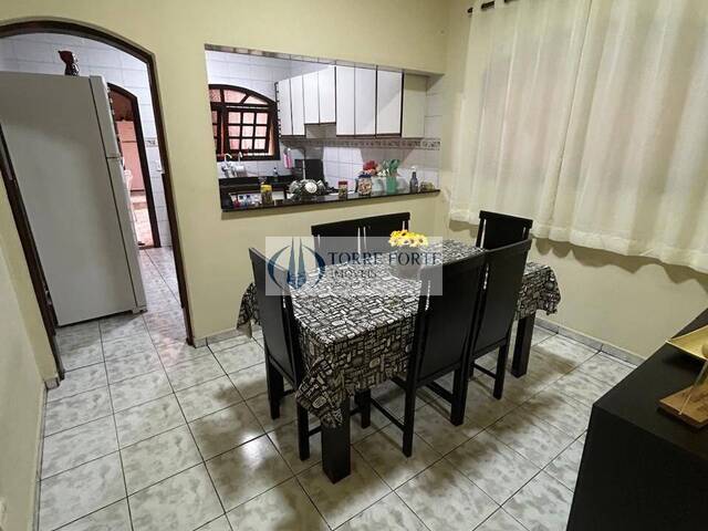 Sobrado para Venda em Santo André - 5