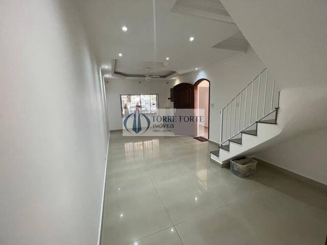 #10700 - Casa para Venda em São Paulo - SP - 1