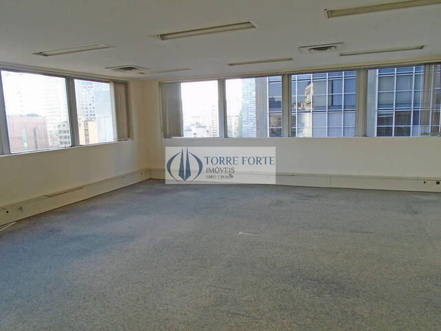 Sala para Venda em São Paulo - 4