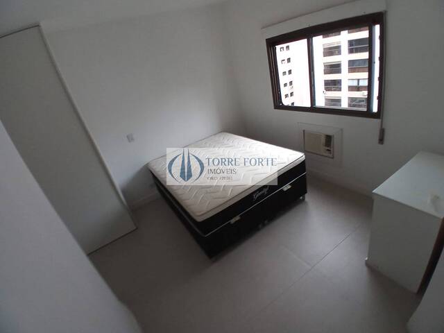 Duplex para Venda em Guarujá - 4