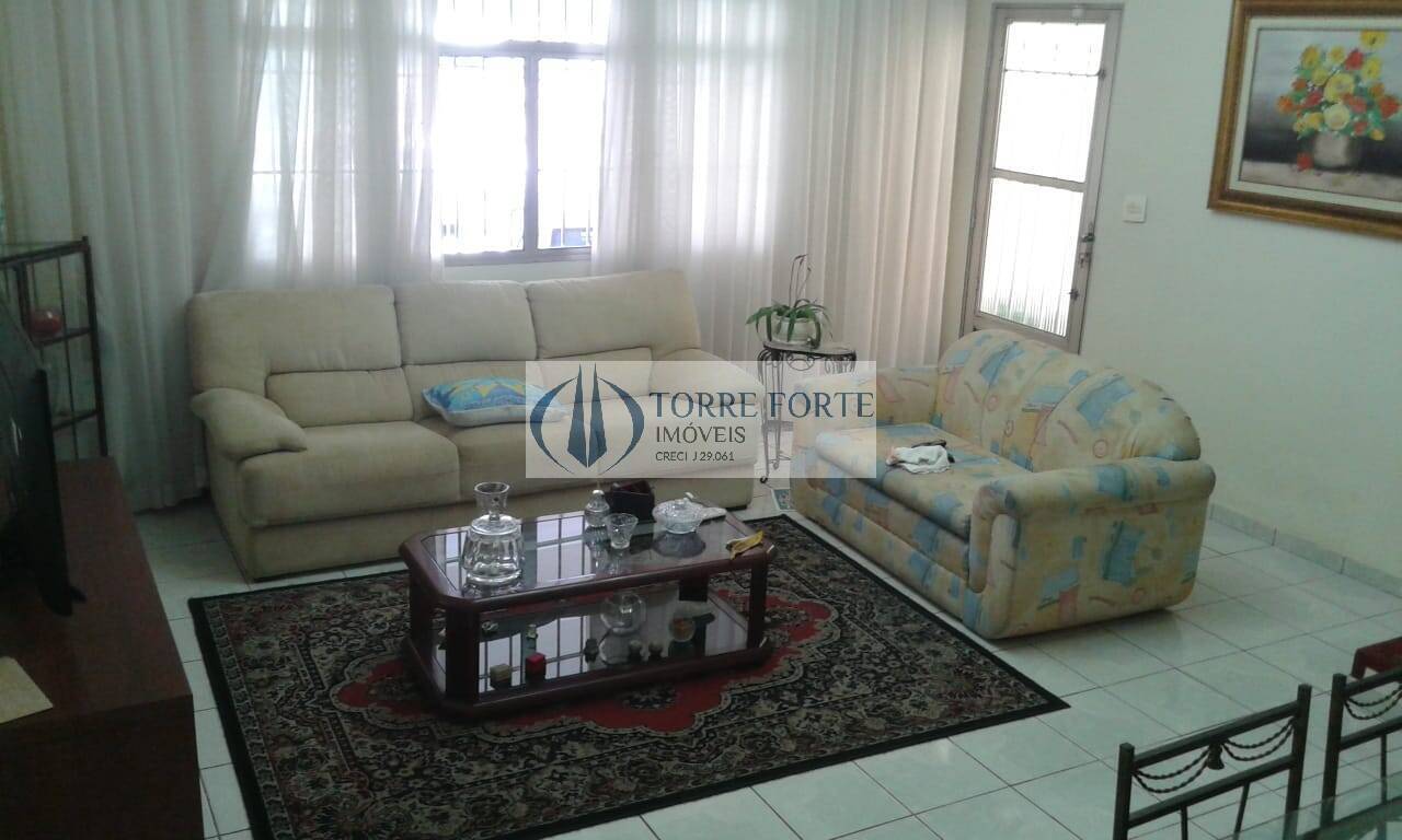 Sobrado à venda com 3 quartos, 180m² - Foto 2