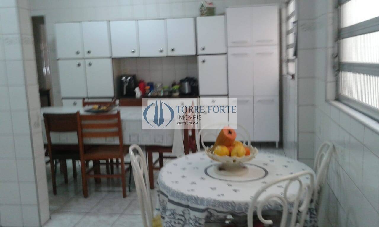 Sobrado à venda com 3 quartos, 180m² - Foto 5