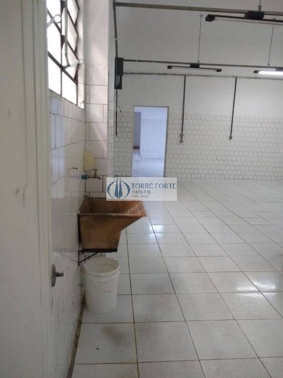 Prédio Inteiro para alugar, 560m² - Foto 37