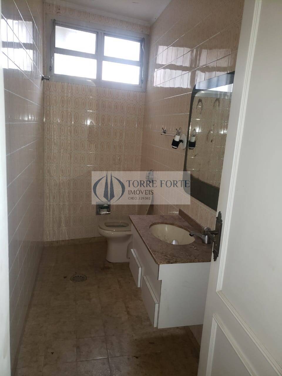 Casa, 4 quartos, 240 m² - Foto 9