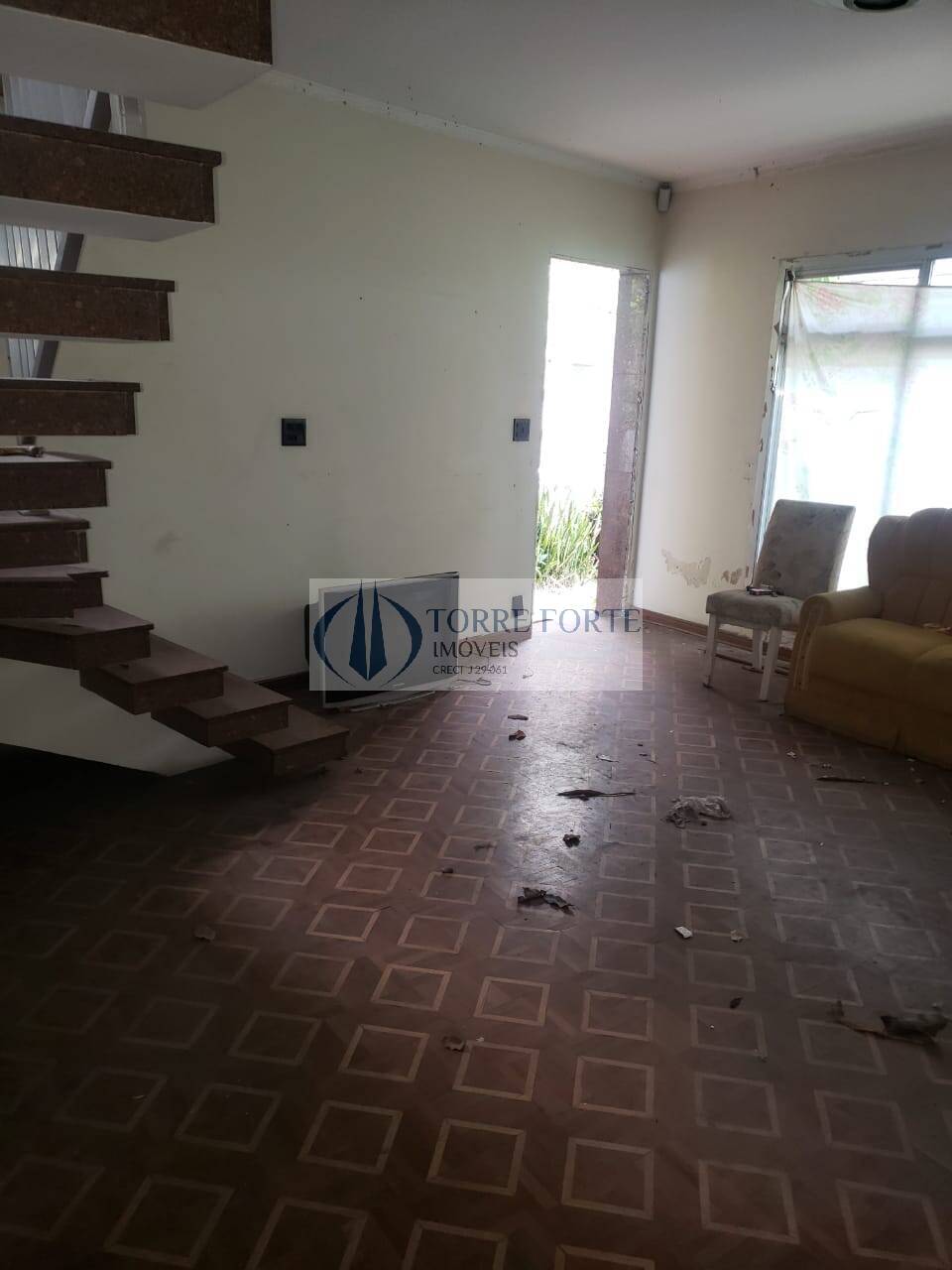 Casa, 4 quartos, 240 m² - Foto 1