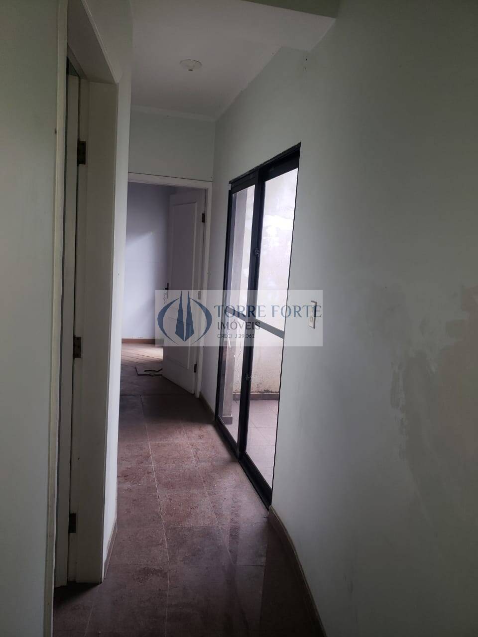 Casa, 4 quartos, 240 m² - Foto 21