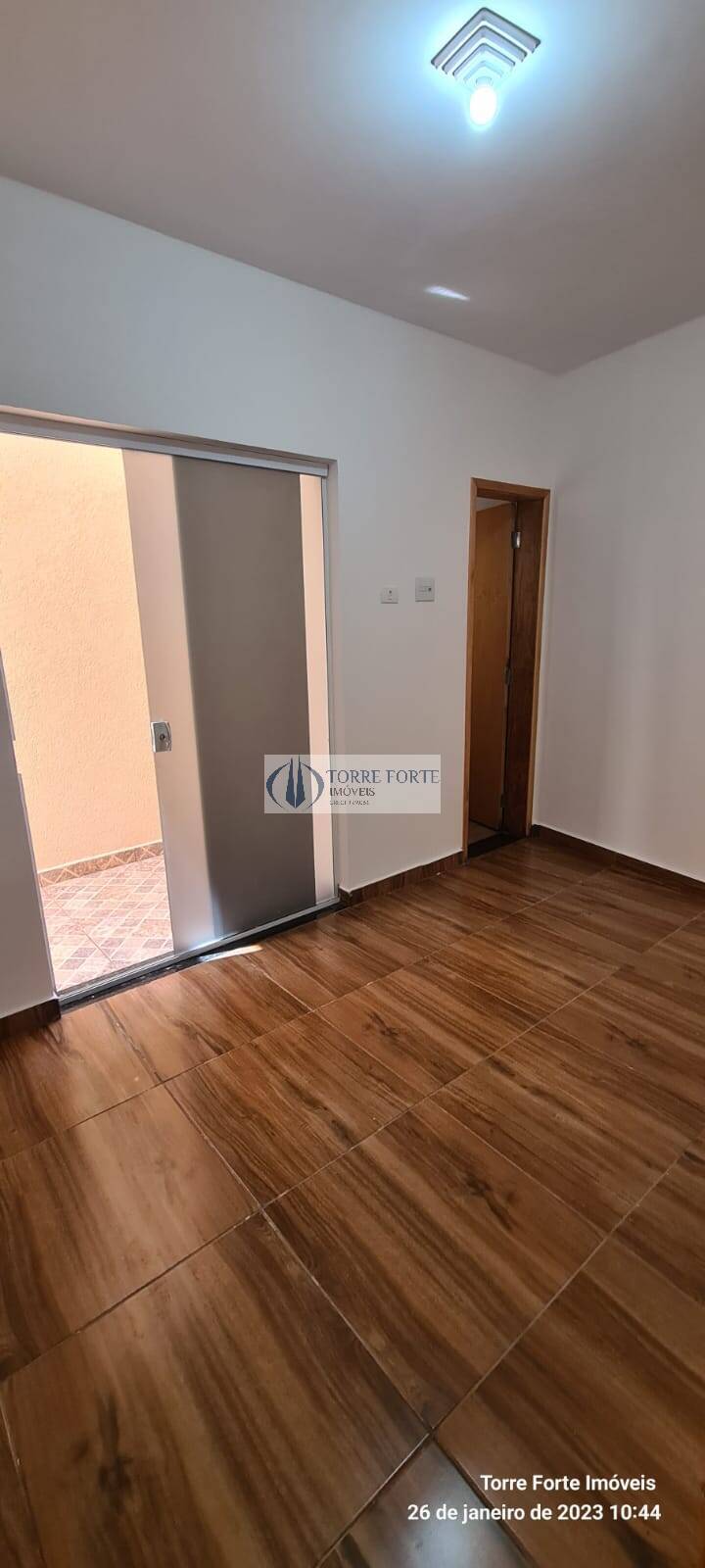 Apartamento à venda com 2 quartos, 40m² - Foto 14