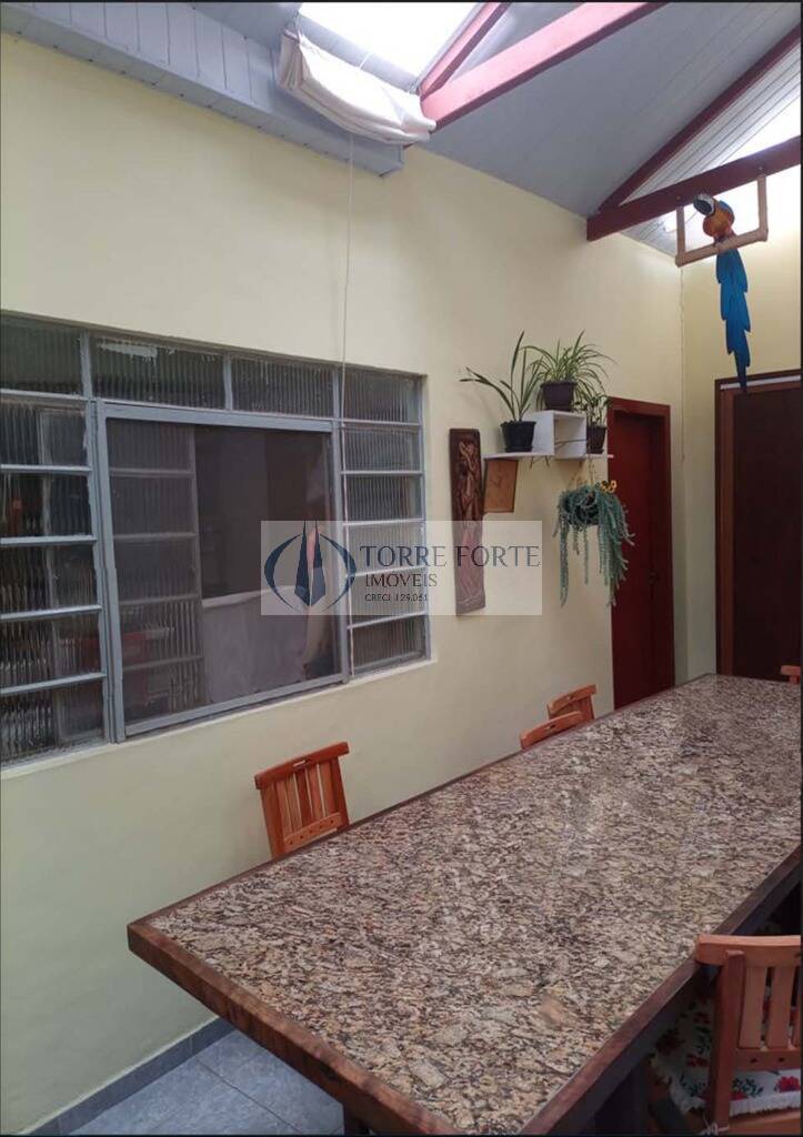 Casa, 6 quartos, 157 m² - Foto 5