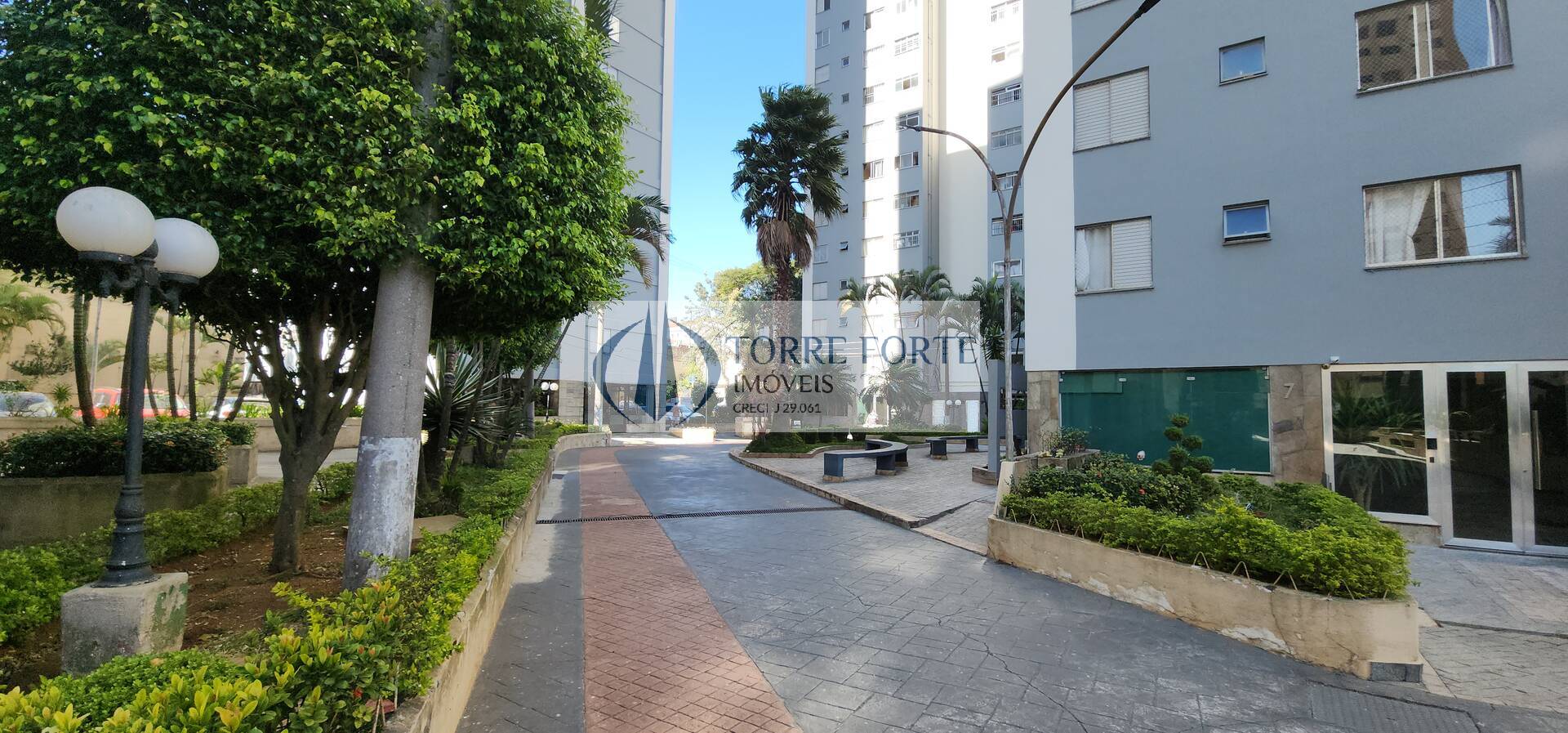 Apartamento à venda com 2 quartos, 50m² - Foto 32
