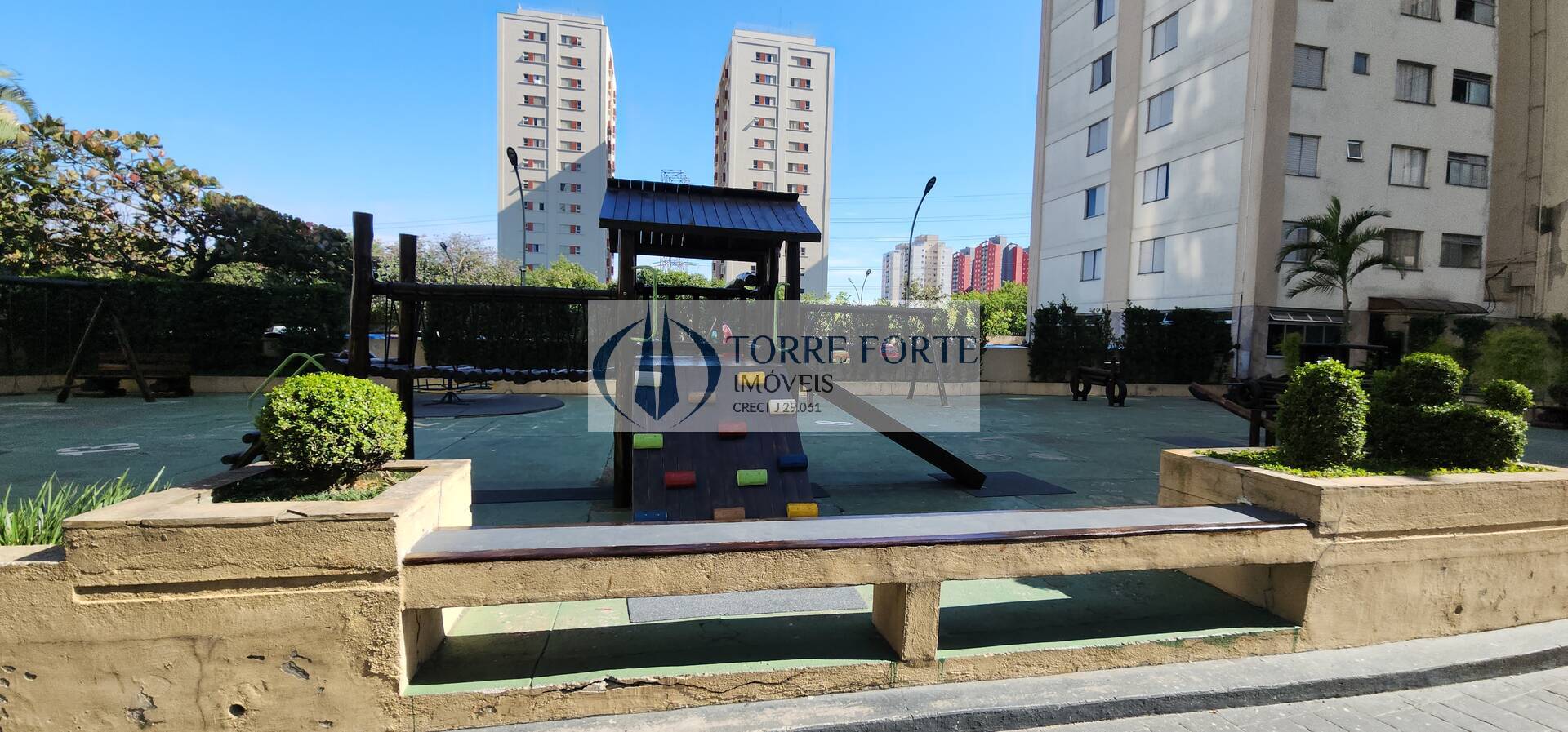 Apartamento à venda com 2 quartos, 50m² - Foto 31