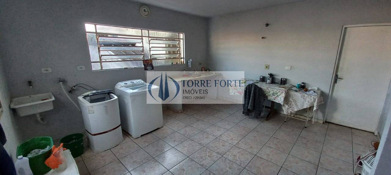 Sobrado à venda com 3 quartos, 150m² - Foto 47