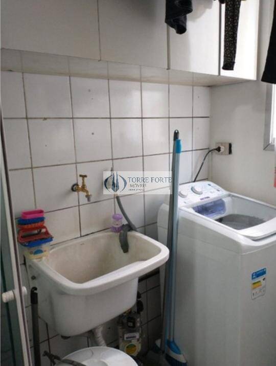 Apartamento à venda com 2 quartos, 58m² - Foto 11