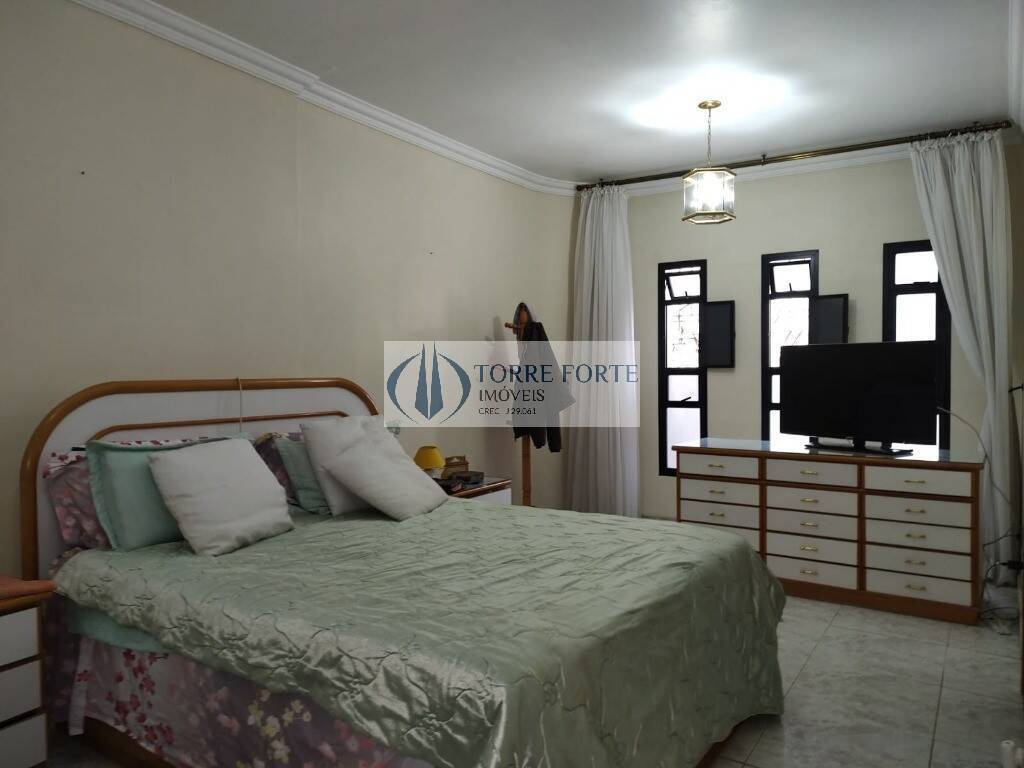 Casa à venda com 5 quartos, 450m² - Foto 31