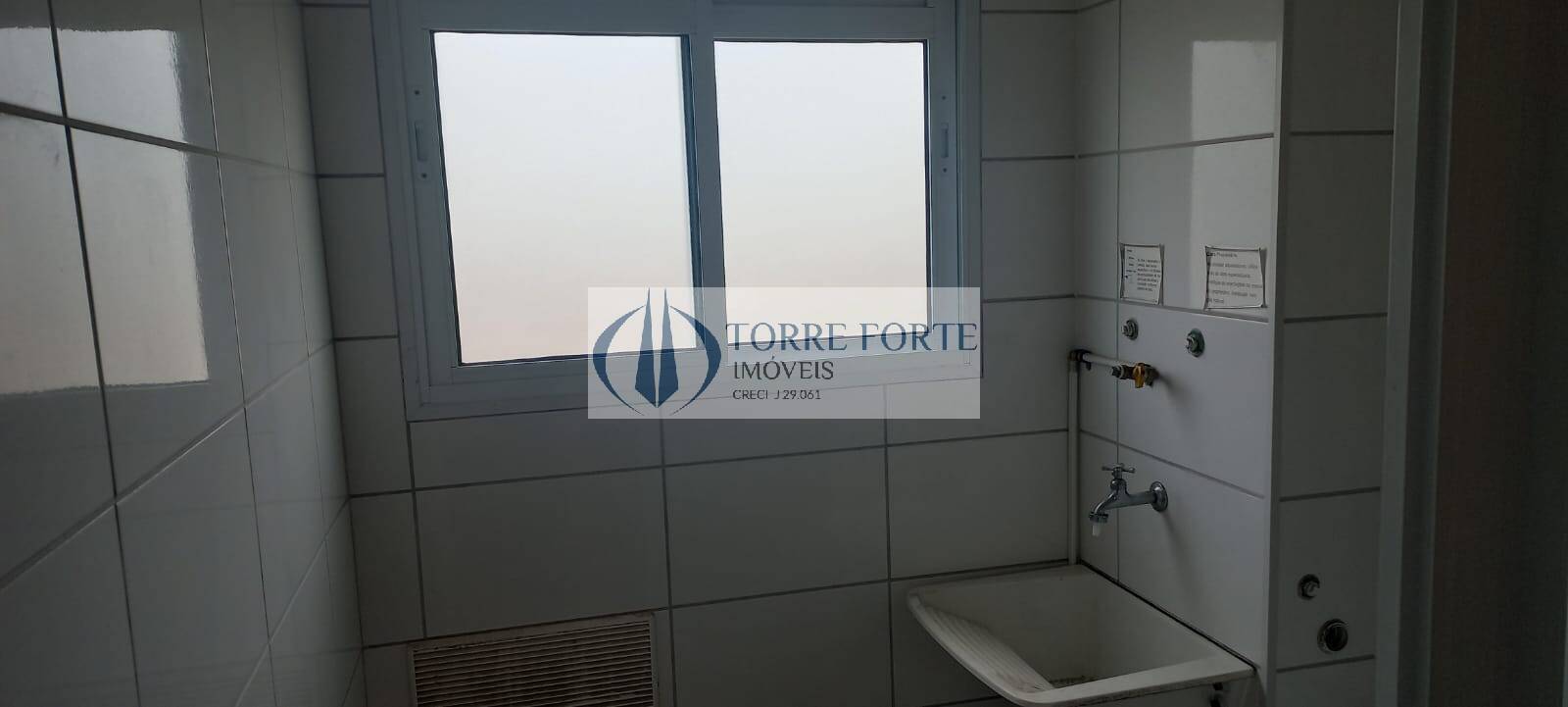 Apartamento à venda com 1 quarto, 32m² - Foto 34