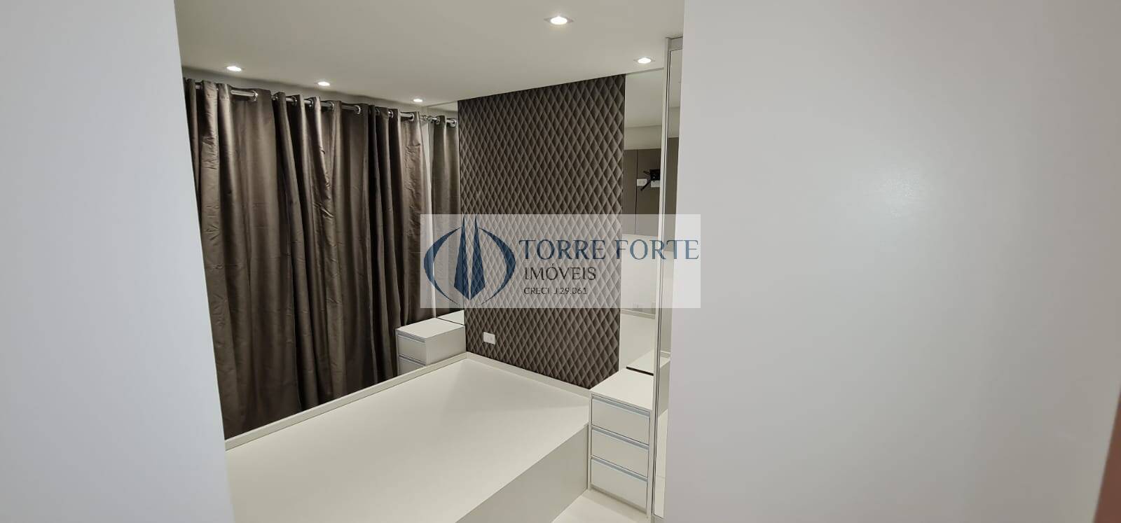 Apartamento à venda com 2 quartos, 49m² - Foto 12
