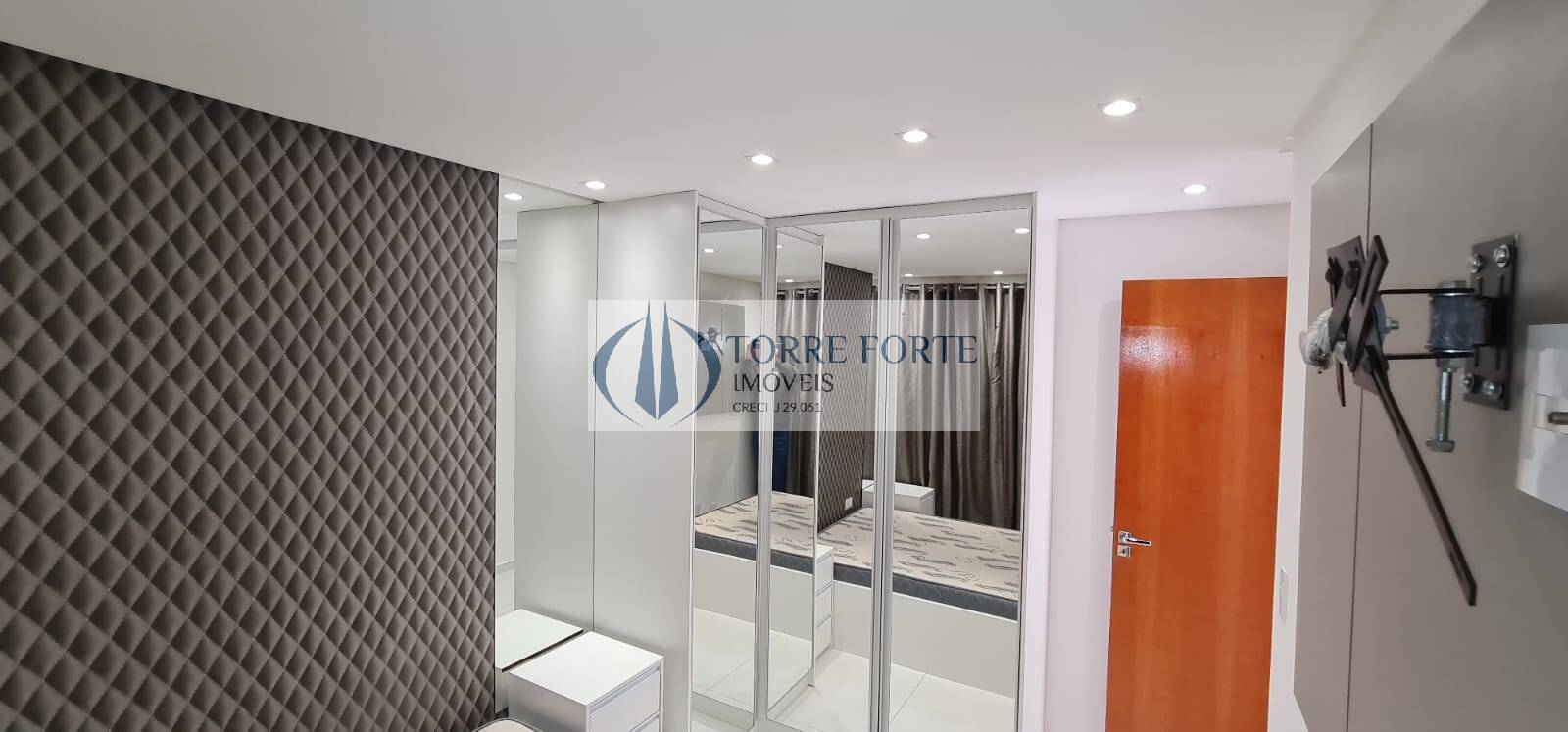 Apartamento à venda com 2 quartos, 49m² - Foto 18