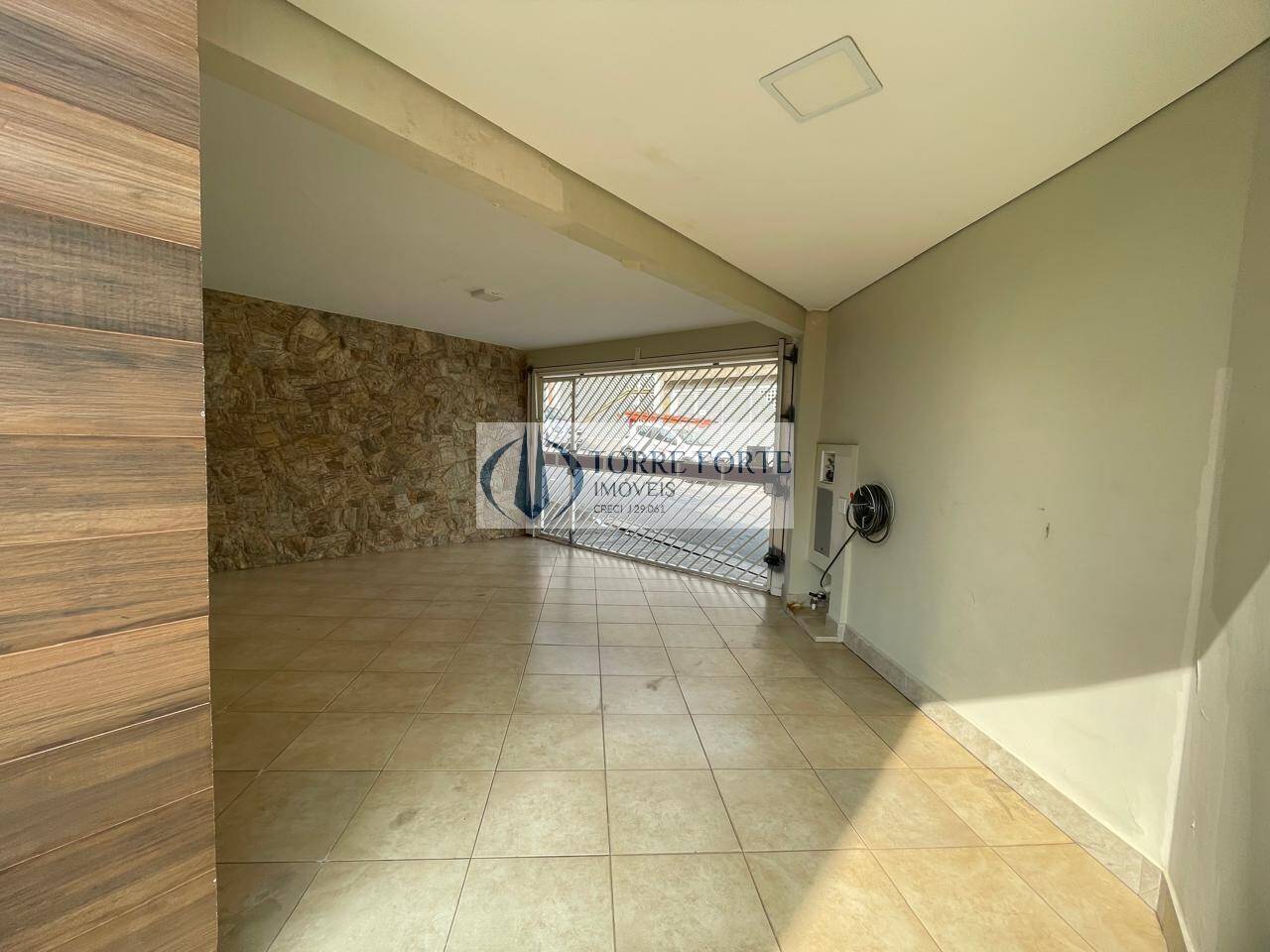 Casa à venda com 3 quartos, 148m² - Foto 4