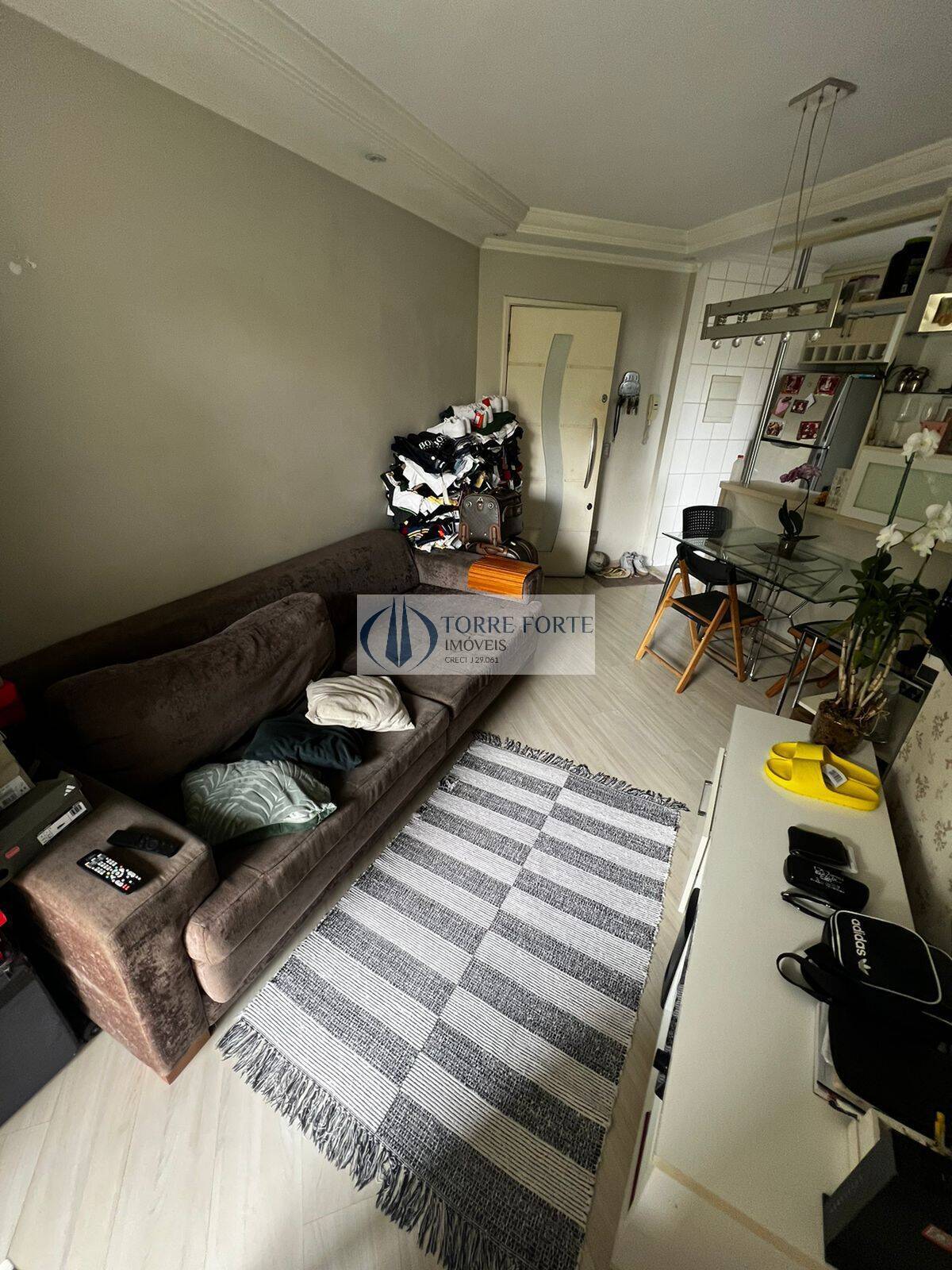 Apartamento à venda com 2 quartos, 50m² - Foto 3
