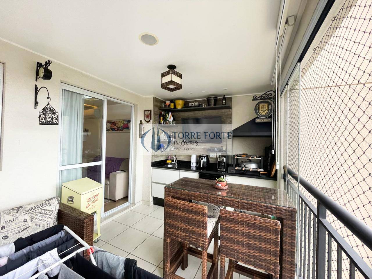 Apartamento à venda com 2 quartos, 66m² - Foto 5
