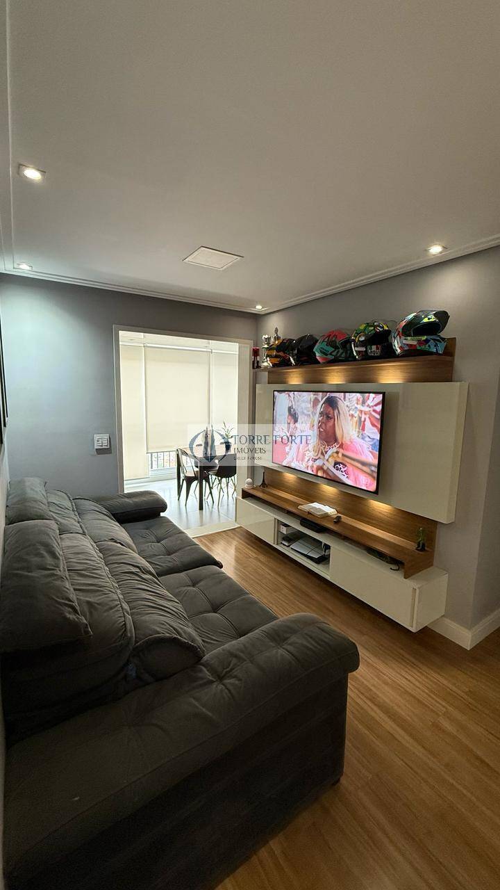 Apartamento à venda com 2 quartos, 66m² - Foto 5