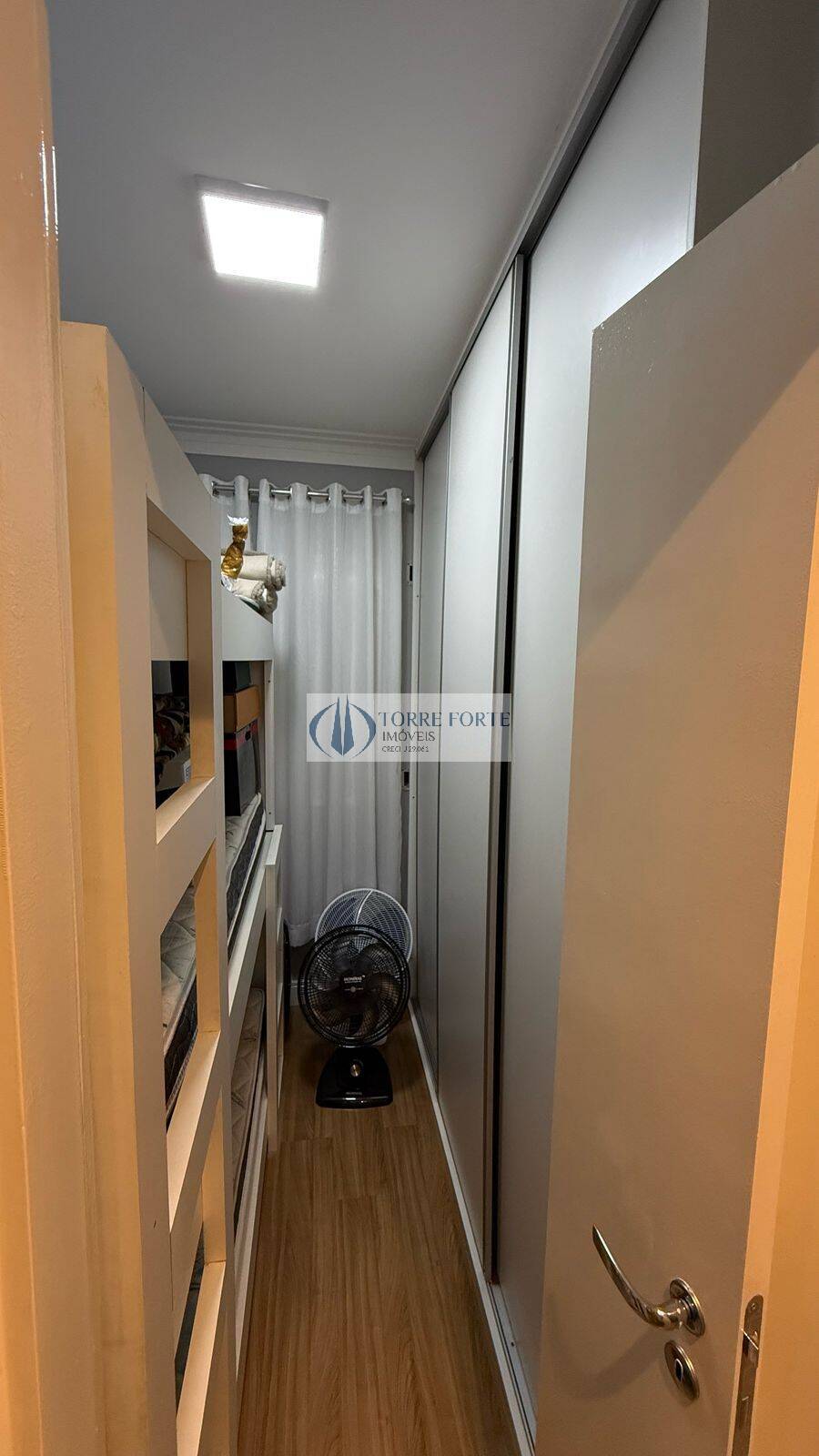 Apartamento à venda com 2 quartos, 66m² - Foto 17