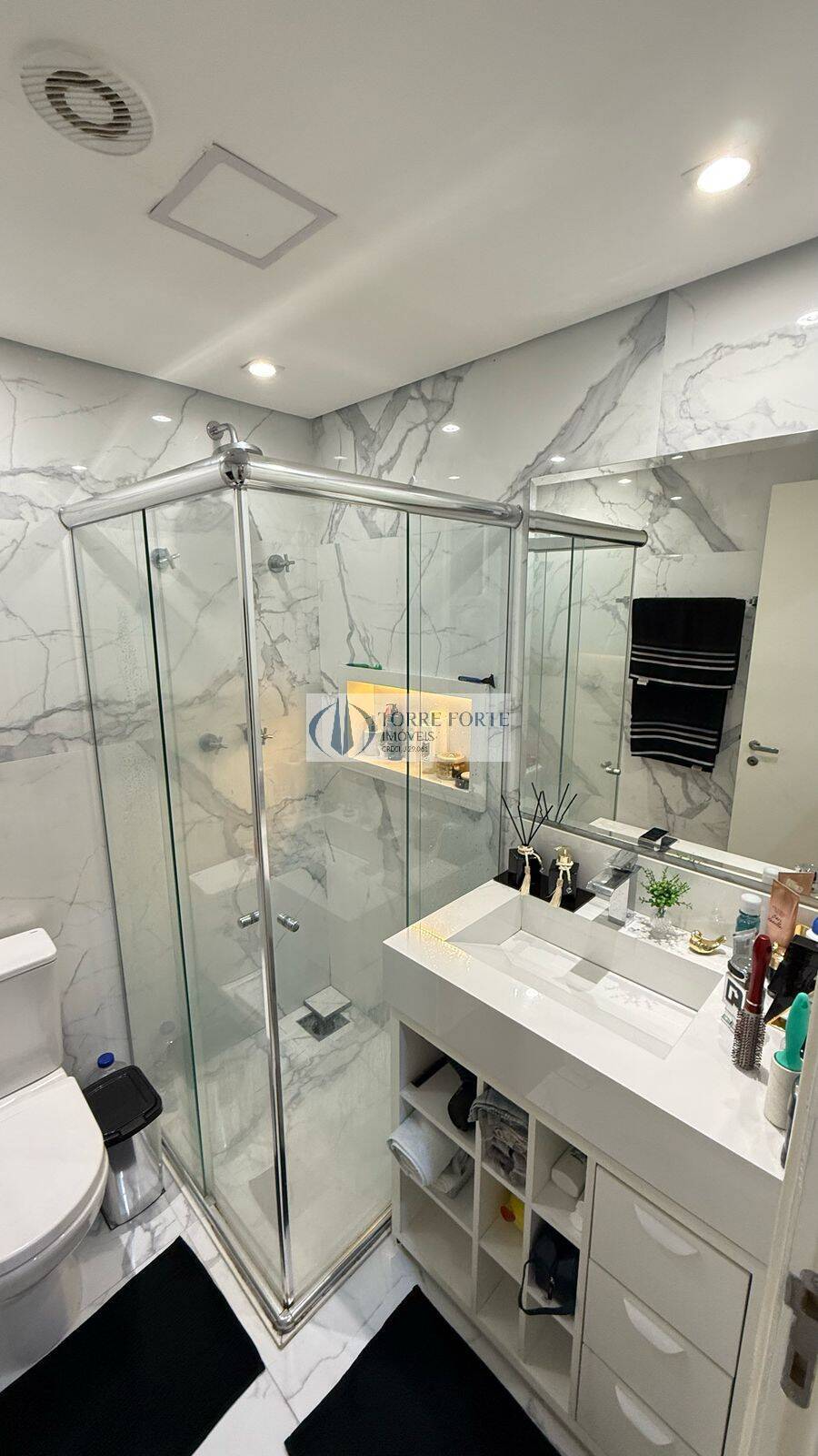 Apartamento à venda com 2 quartos, 66m² - Foto 20