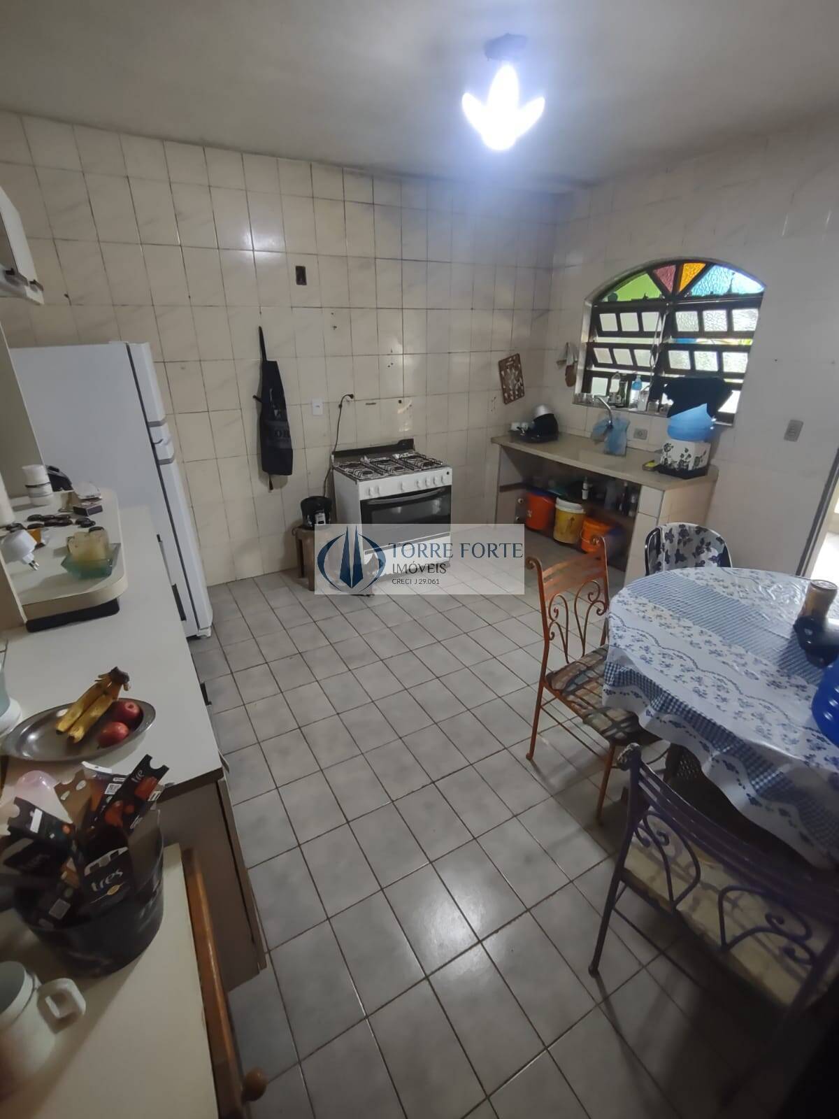 Casa à venda com 2 quartos, 300m² - Foto 11