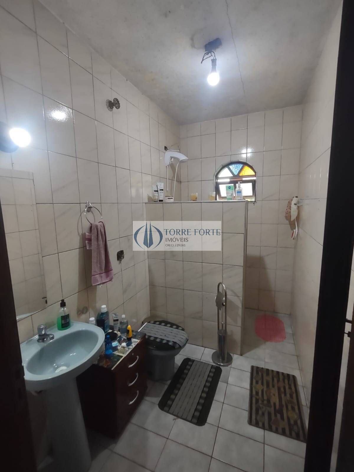 Casa à venda com 2 quartos, 300m² - Foto 12