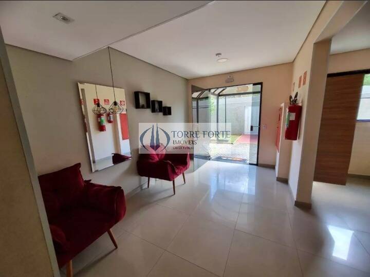 Apartamento à venda com 2 quartos, 45m² - Foto 5