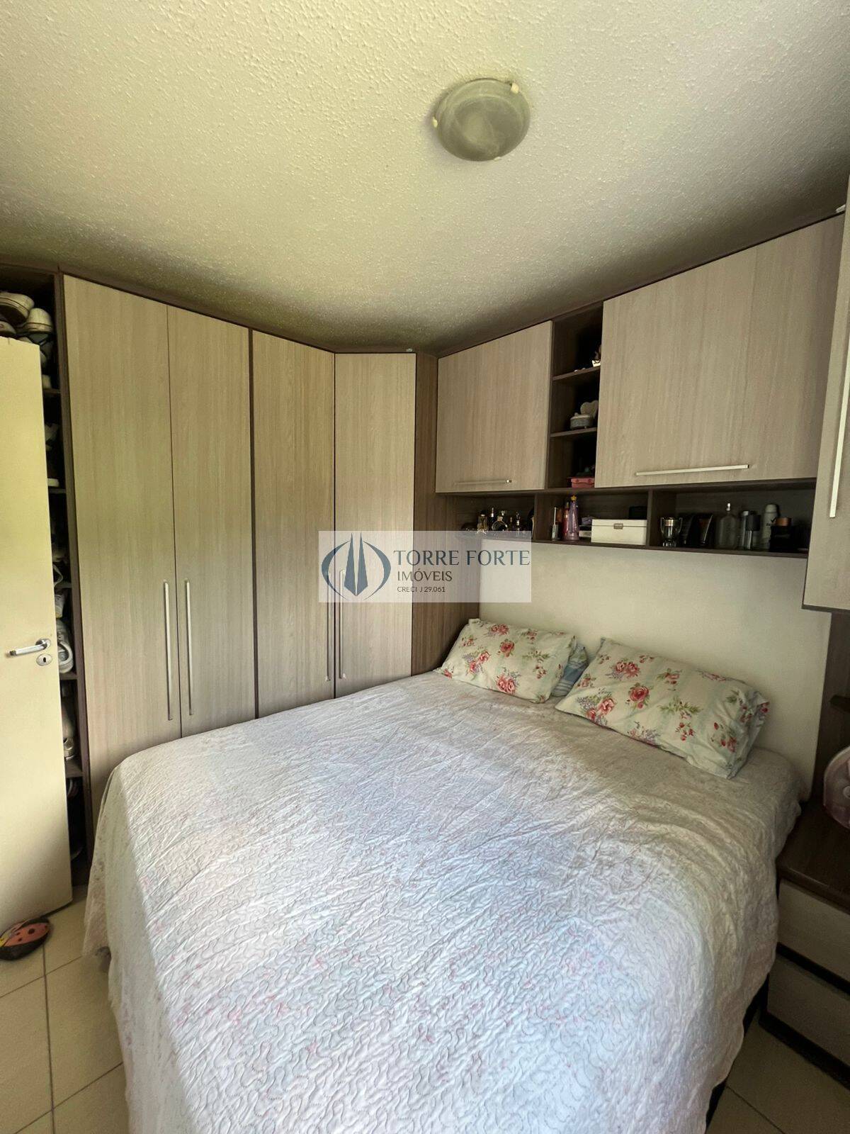 Apartamento à venda com 2 quartos, 45m² - Foto 28