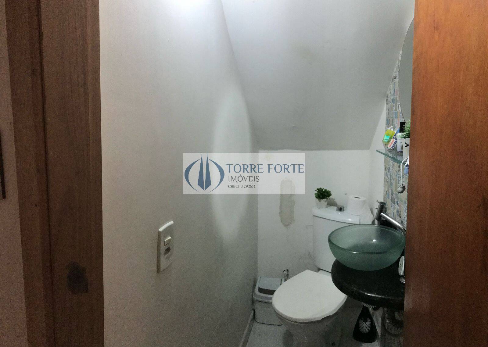 Casa à venda com 2 quartos, 62m² - Foto 6