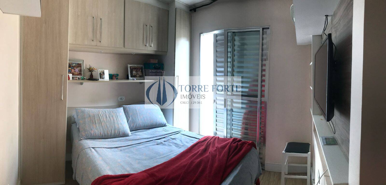 Casa à venda com 2 quartos, 62m² - Foto 1