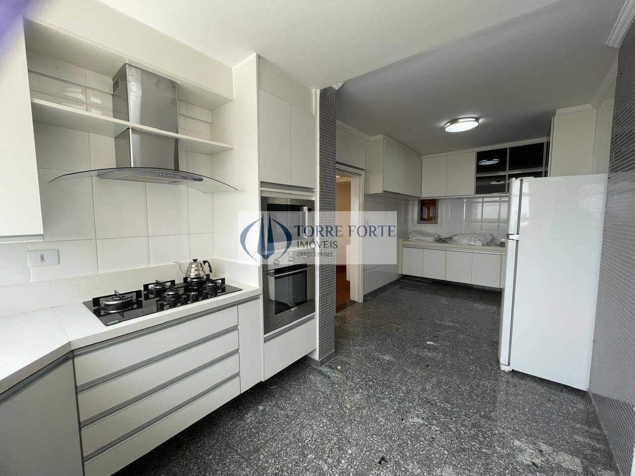 Apartamento à venda e aluguel com 4 quartos, 150m² - Foto 13