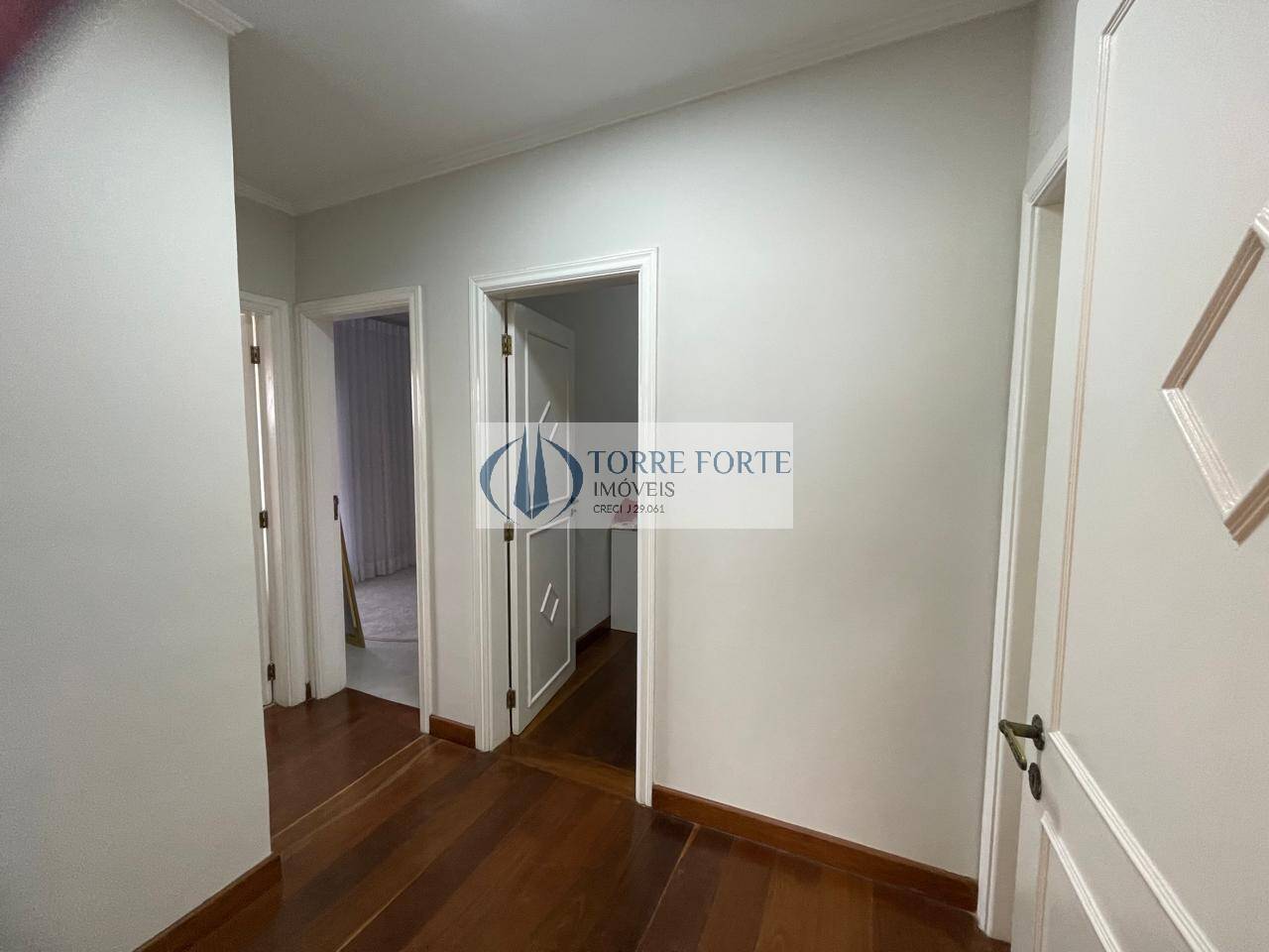 Apartamento à venda e aluguel com 4 quartos, 150m² - Foto 19