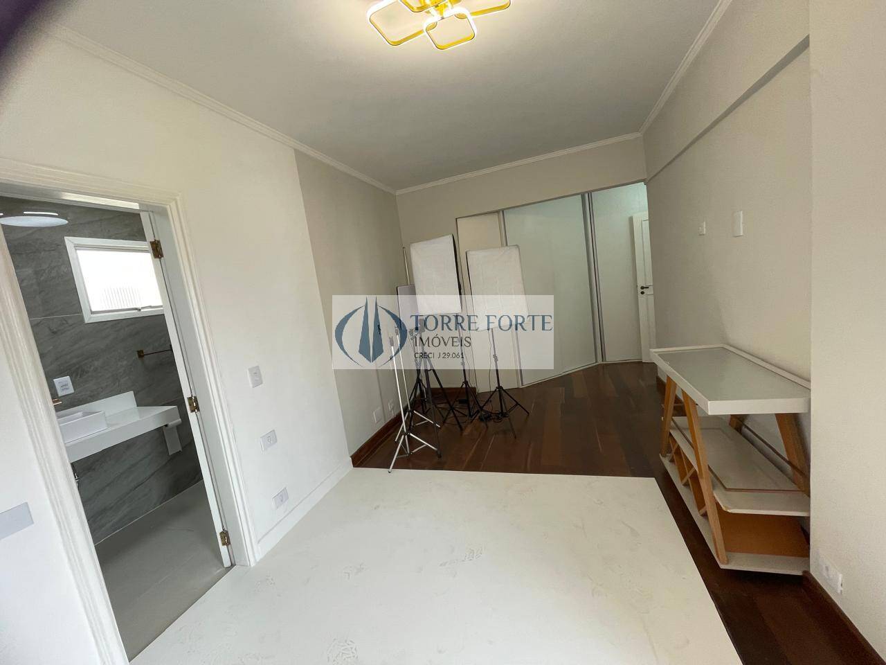 Apartamento à venda e aluguel com 4 quartos, 150m² - Foto 24