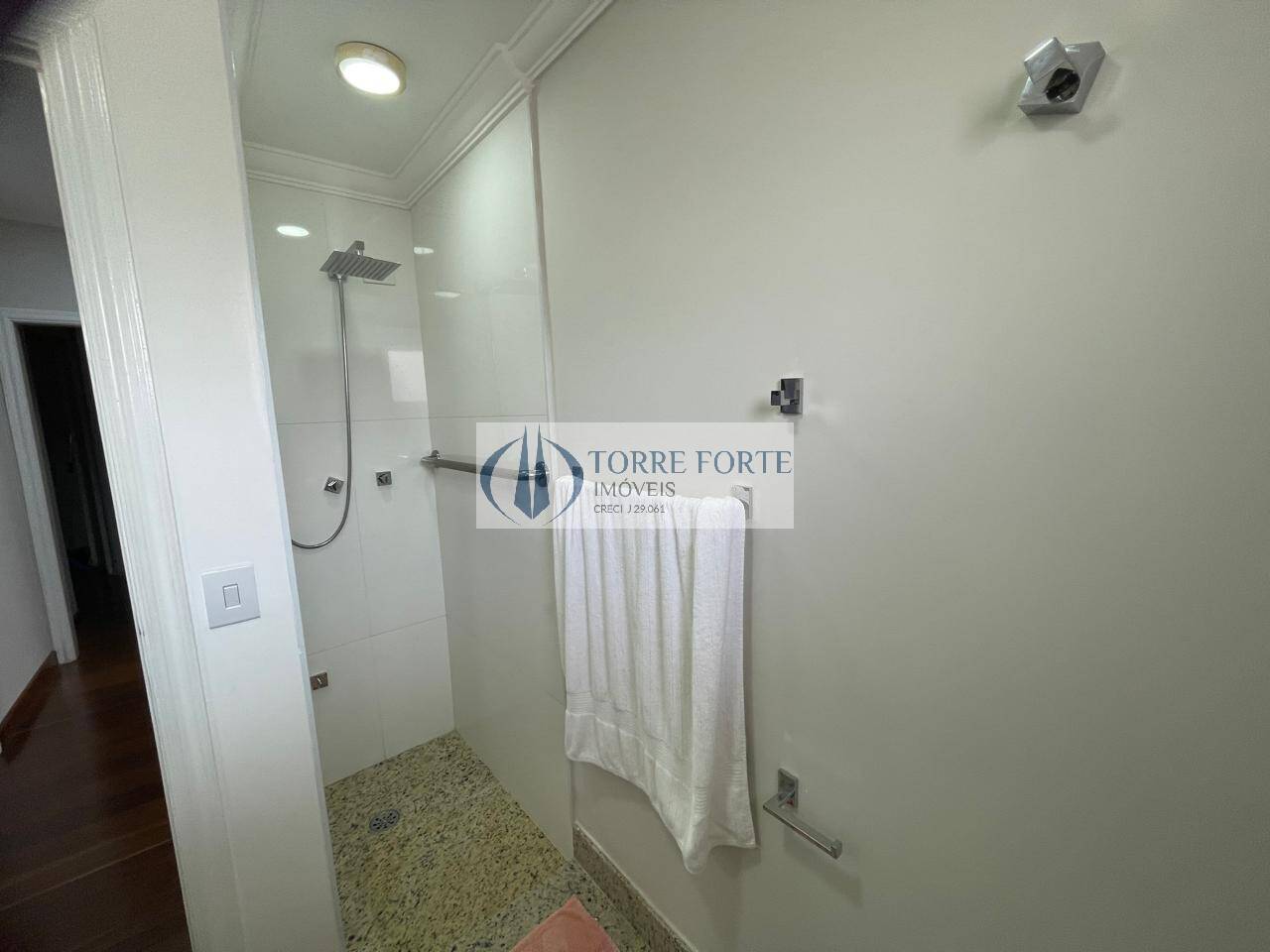 Apartamento à venda e aluguel com 4 quartos, 150m² - Foto 34