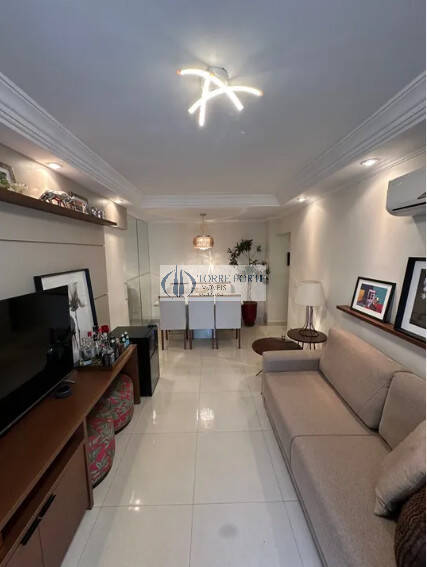 Apartamento à venda com 2 quartos, 64m² - Foto 2