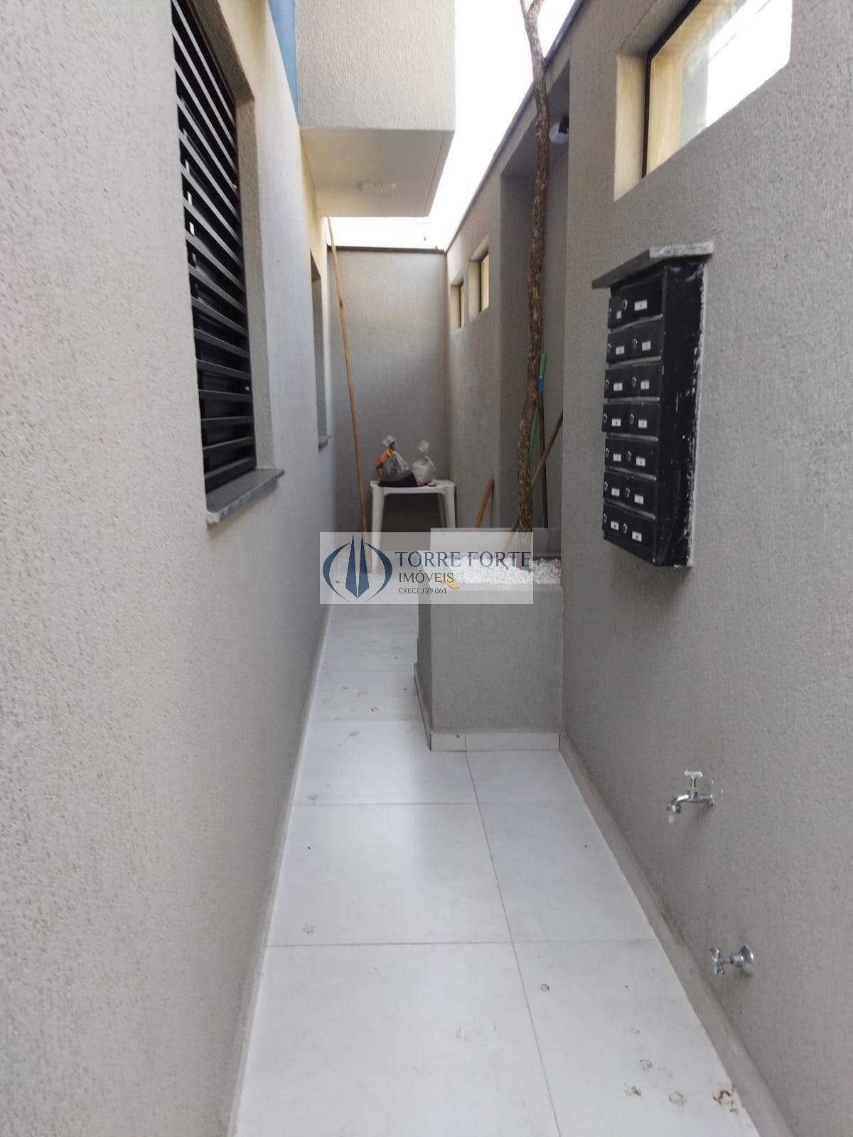 Apartamento à venda com 2 quartos, 48m² - Foto 17