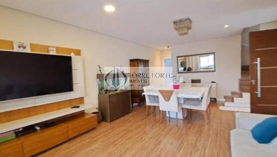 Casa à venda com 3 quartos, 117m² - Foto 1