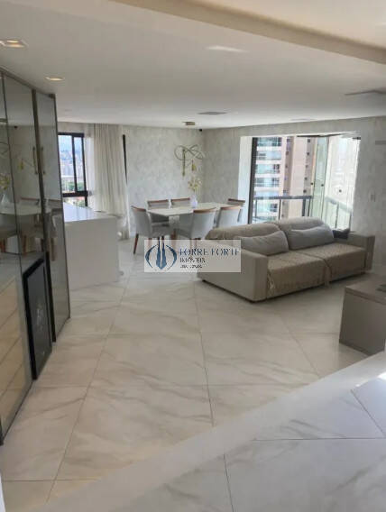 Apartamento à venda com 3 quartos, 156m² - Foto 3