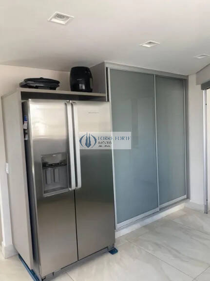 Apartamento à venda com 3 quartos, 156m² - Foto 7