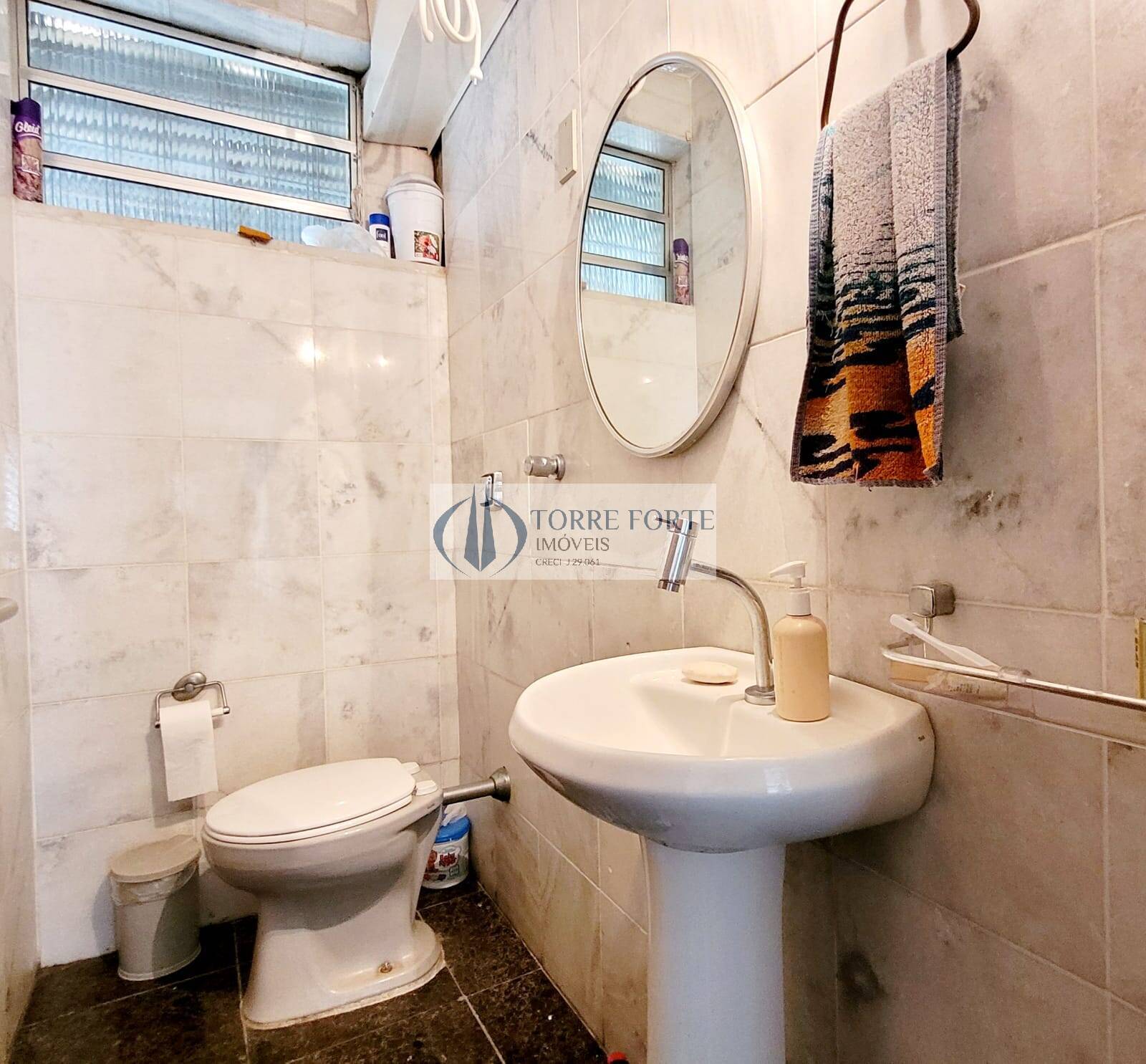 Casa para alugar com 7 quartos, 500m² - Foto 3