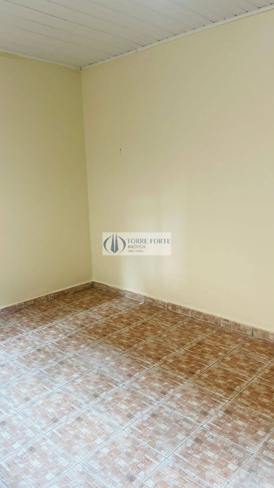 Casa para alugar com 5 quartos, 200m² - Foto 4