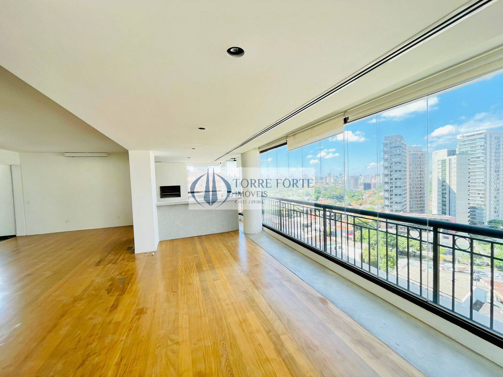 Apartamento para alugar com 3 quartos, 215m² - Foto 17