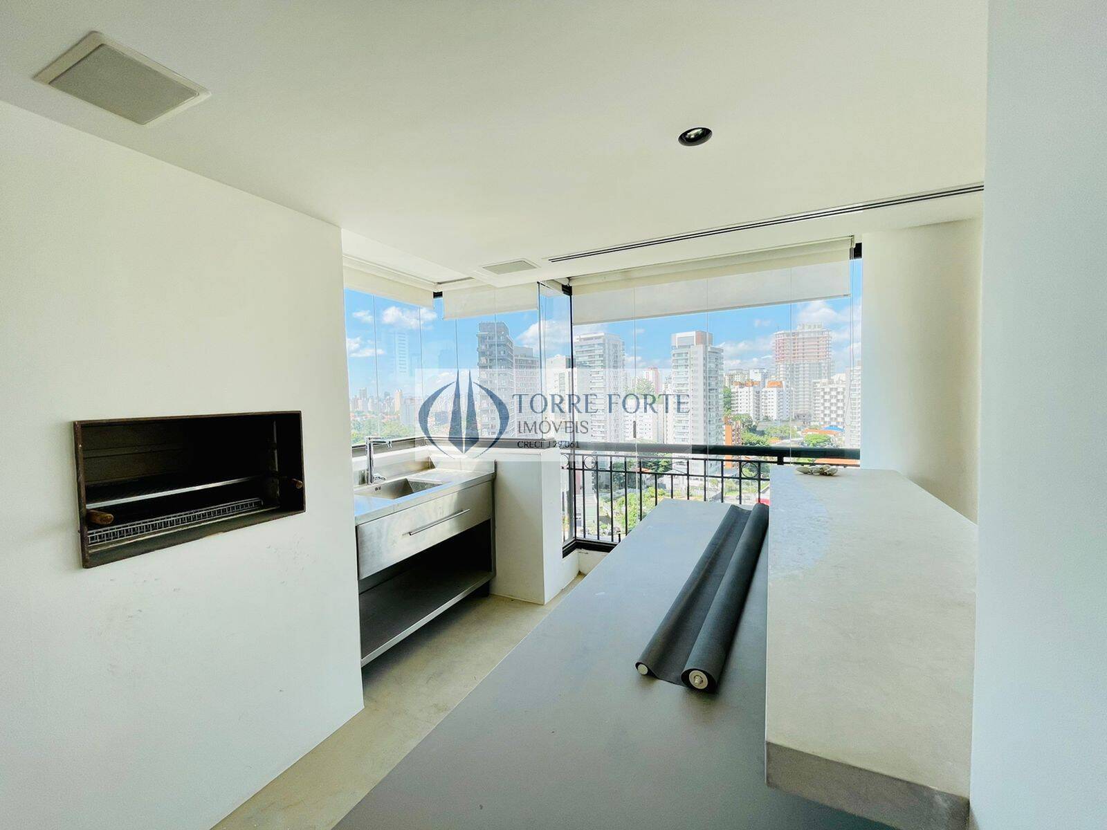 Apartamento para alugar com 3 quartos, 215m² - Foto 21