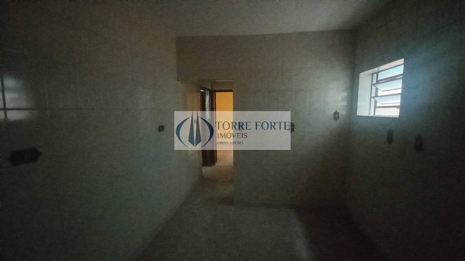 Casa à venda com 5 quartos, 185m² - Foto 34