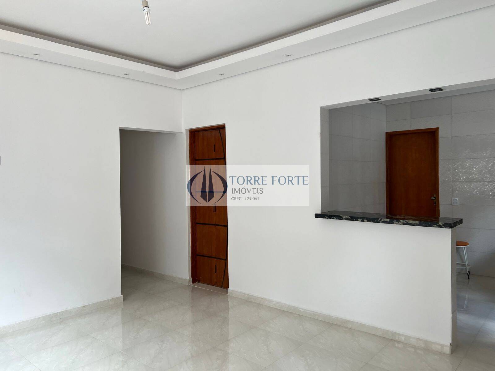Casa à venda com 3 quartos, 102m² - Foto 3
