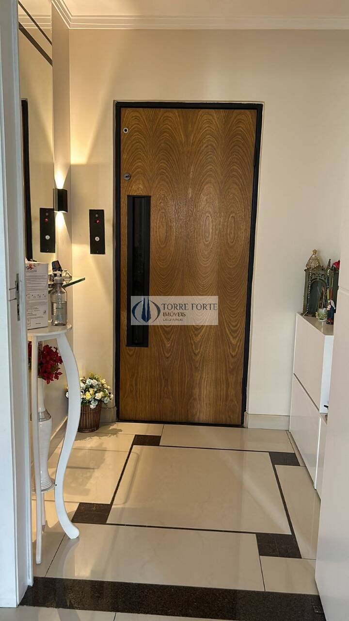 Apartamento à venda com 3 quartos, 186m² - Foto 17